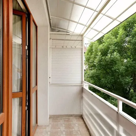 Apartment Spacious And Stylish In The Heart Of Plus Parking *